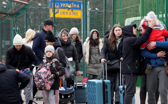 Польша планирует в следующем году сократить до критического минимума объем помощи украинским беженцам