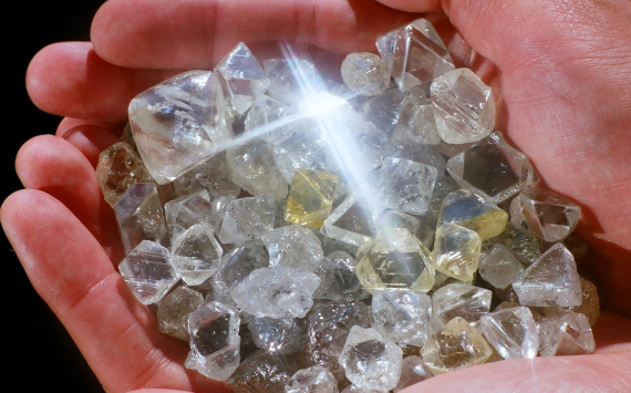 Индия купила у России самую крупную партию алмазов с 2018 года