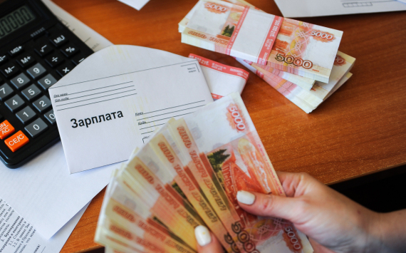 Правительство выделит 5,5 млрд рублей на повышение заработных плат работников бюджетной сферы