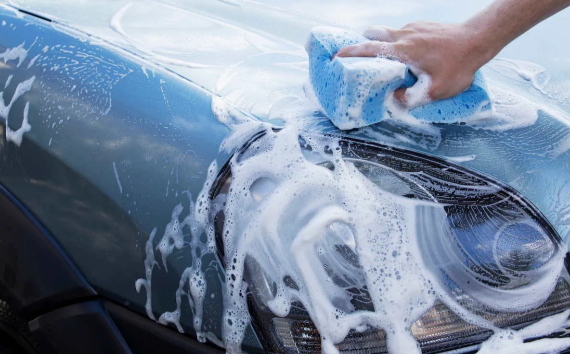 Эксперт Колодочкин посоветовал мыть авто зимой не реже раза в неделю