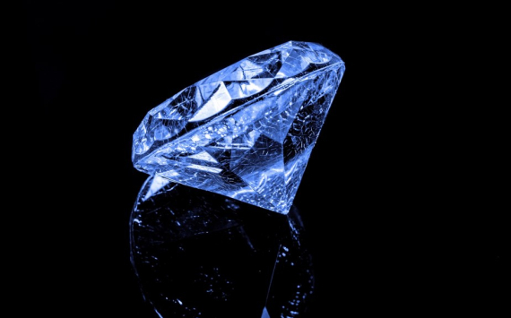 Дюпон-Эньян: Санкции против алмазов из России уничтожат экономику Запада