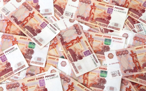 Эксперты назвали рубль самой слабой валютой