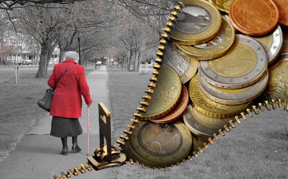 Госдума приняла в окончательном чтении закон о пенсионных изменениях
