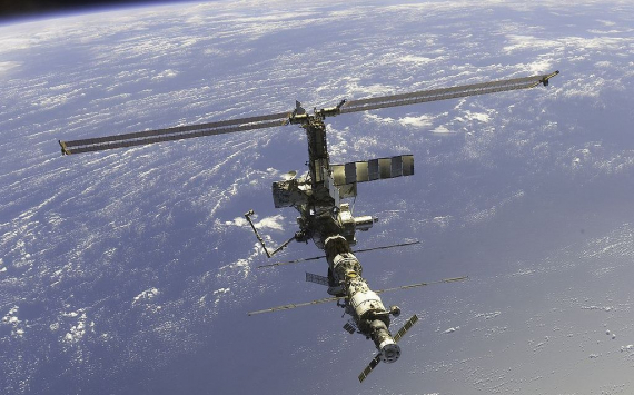 «Роскосмос» и NASA адаптируют программу экспериментов на МКС к лунной программе