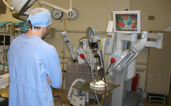 Учёные из МГМСУ и МГТУ «Станкин» создали роботов-хирургов